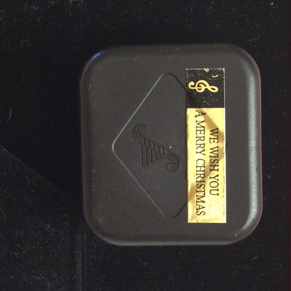 3/$10 | Christmas Musical Photo Frame - Picture 3 of 3